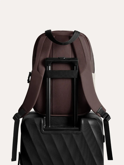 Paz 23L Work Backpack