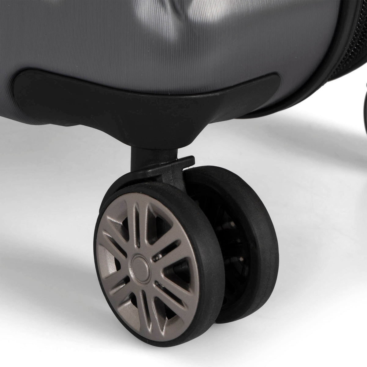 ChromeTec Hardside 24" Luggage