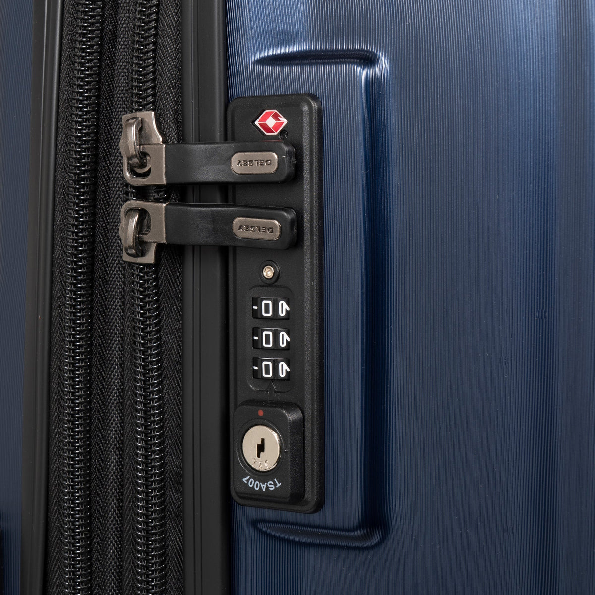 ChromeTec Hardside 24" Luggage