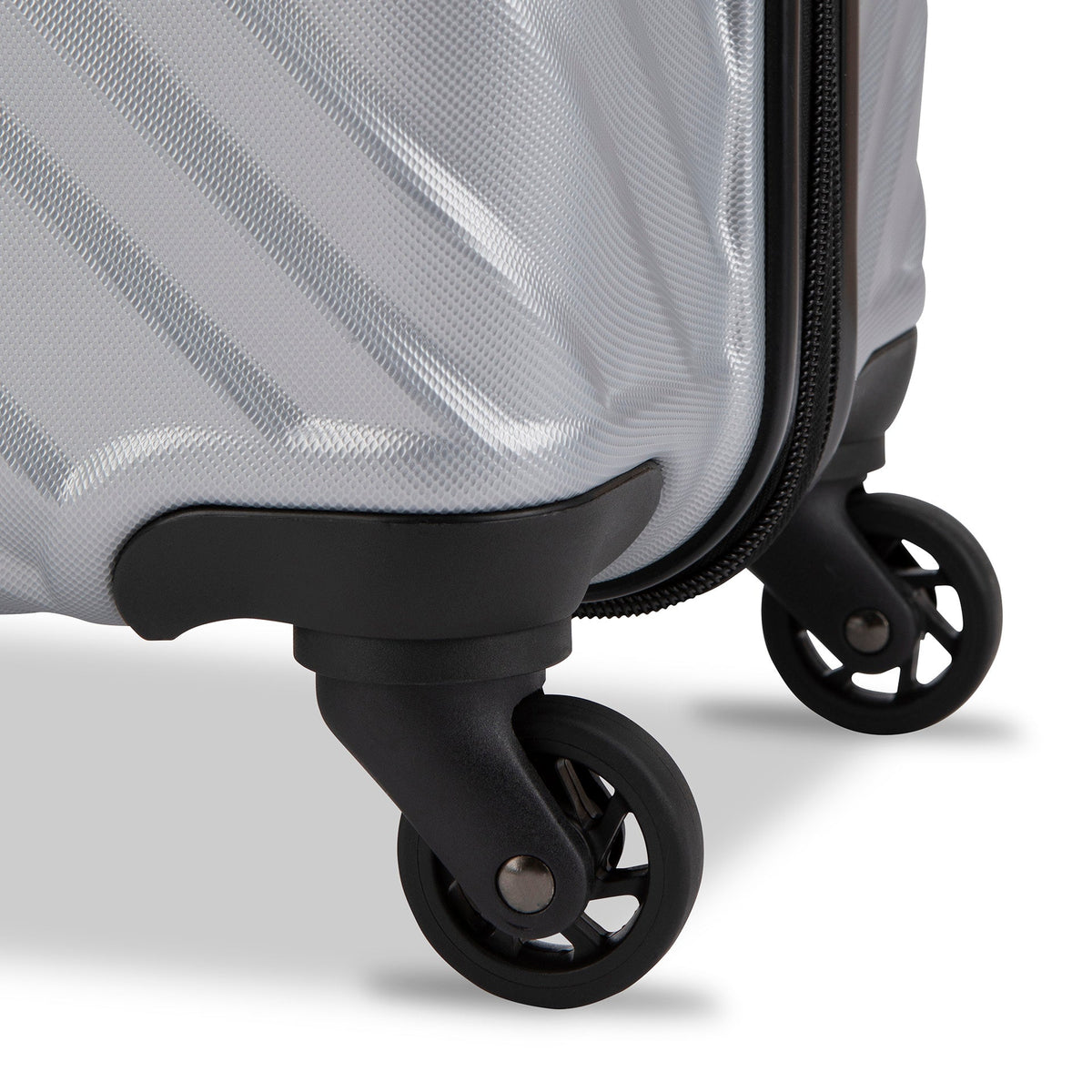 MOD Hardside 24" Luggage