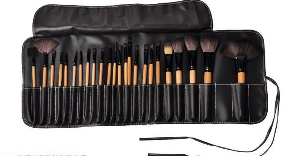 24-Piece Professional Makeup Brush Set with Travel Case
