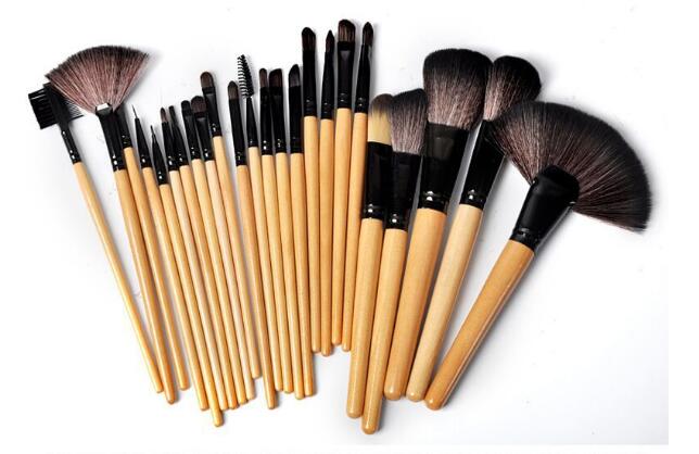 24-Piece Professional Makeup Brush Set with Travel Case