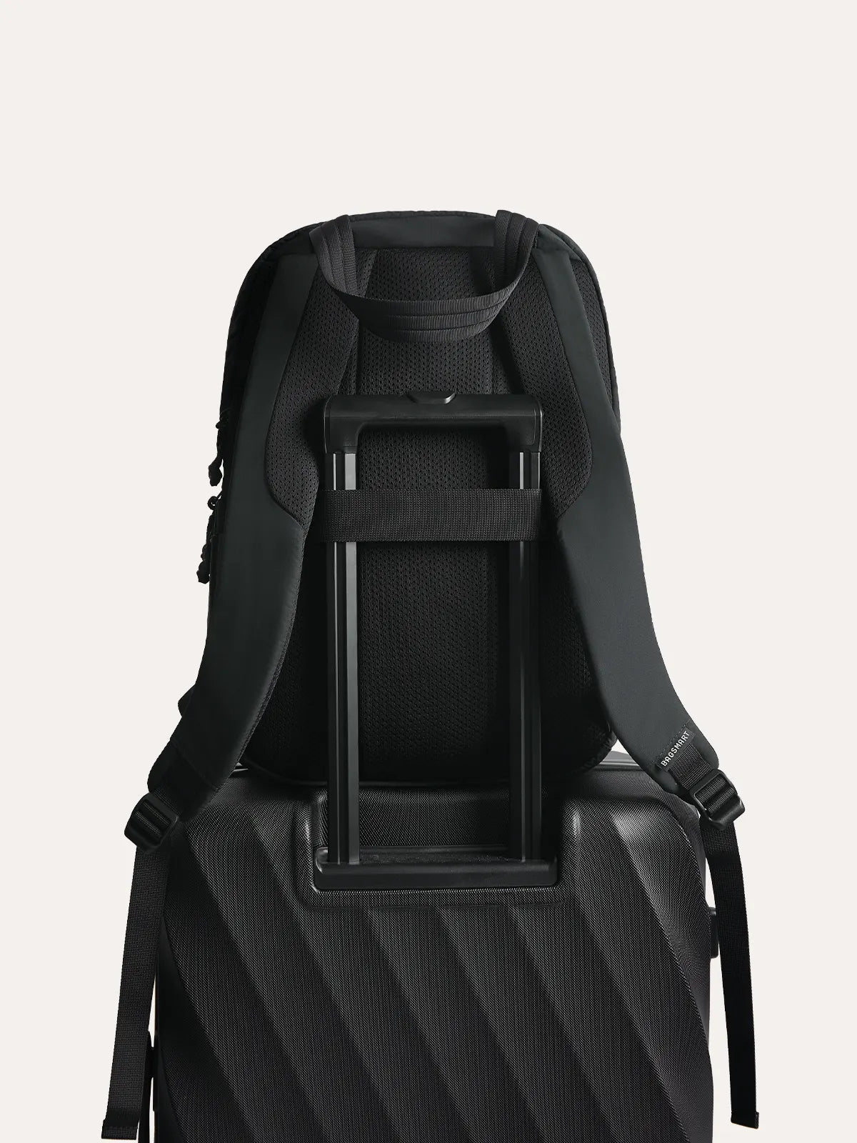 Paz 23L Work Backpack