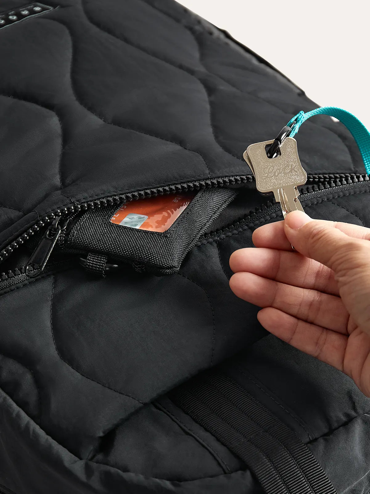 Paz 23L Work Backpack