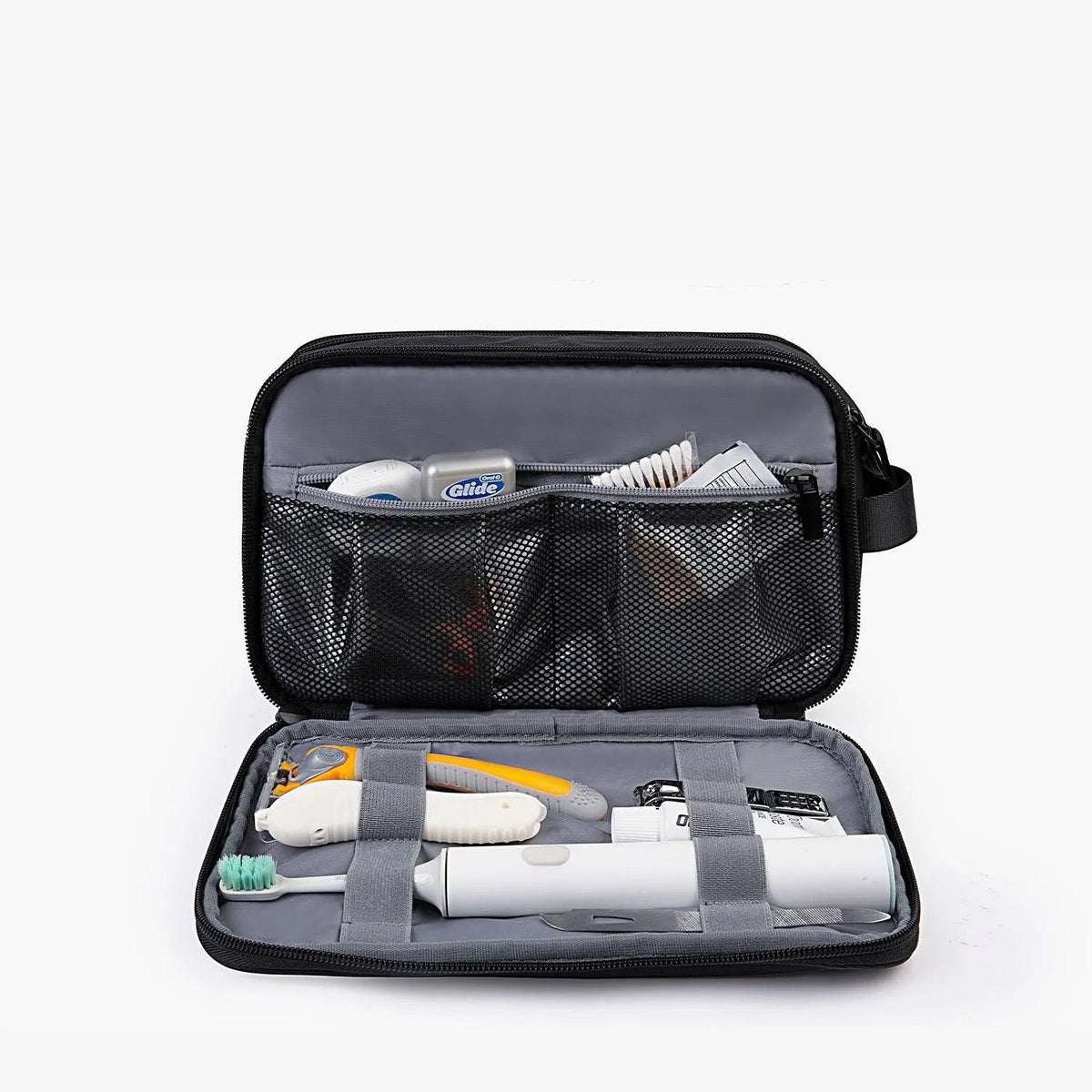 (FREE GIFT) On-road Toiletry Bag