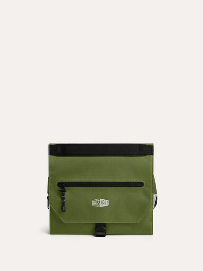 Faro Hanging Toiletry Bag