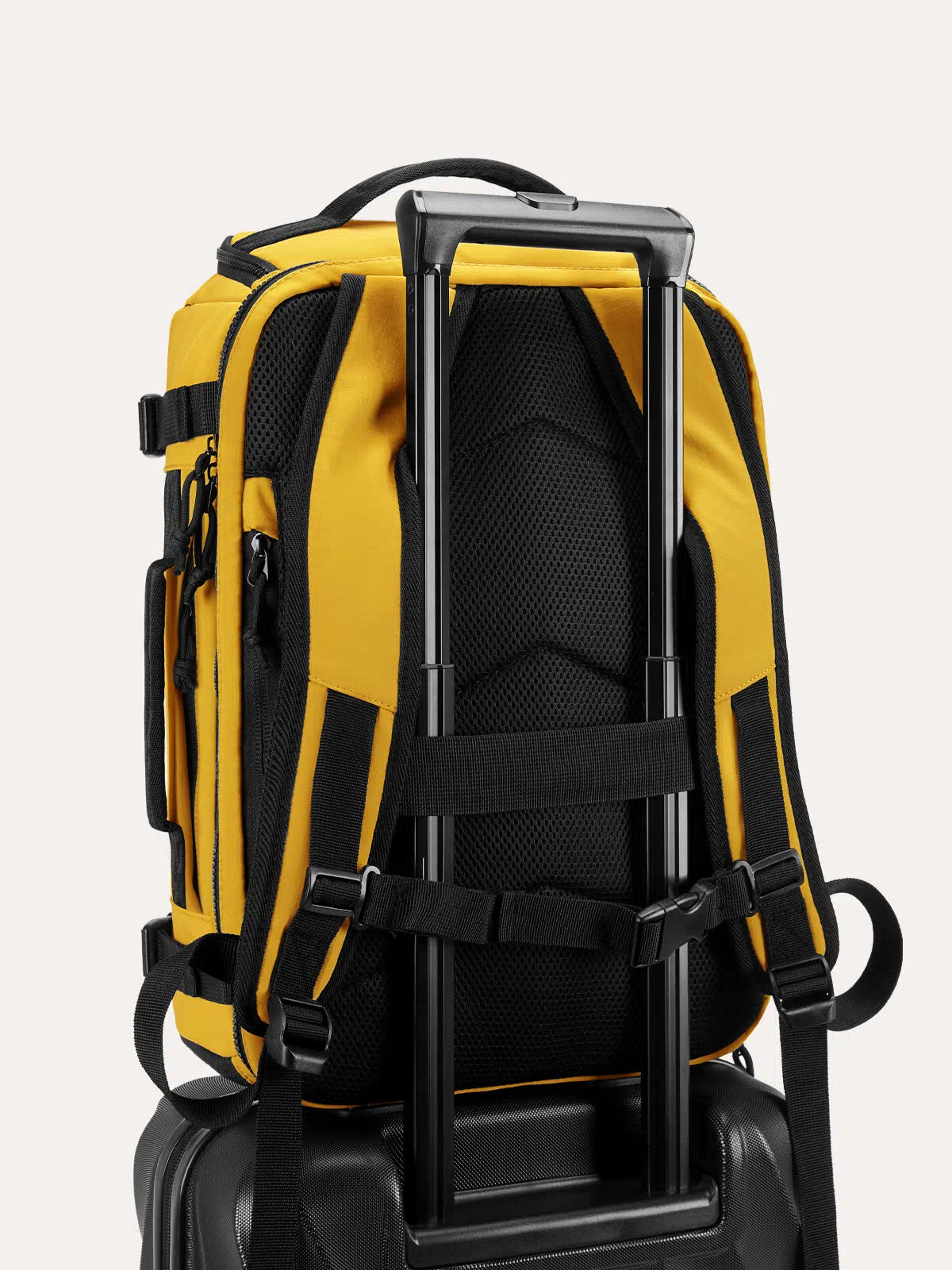Blast 28L Travel Backpack
