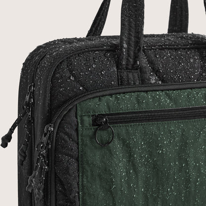 (free gift) Paz Hanging Toiletry Bag