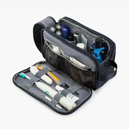 (FREE GIFT) On-road Toiletry Bag