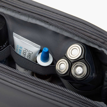 (FREE GIFT) On-road Toiletry Bag