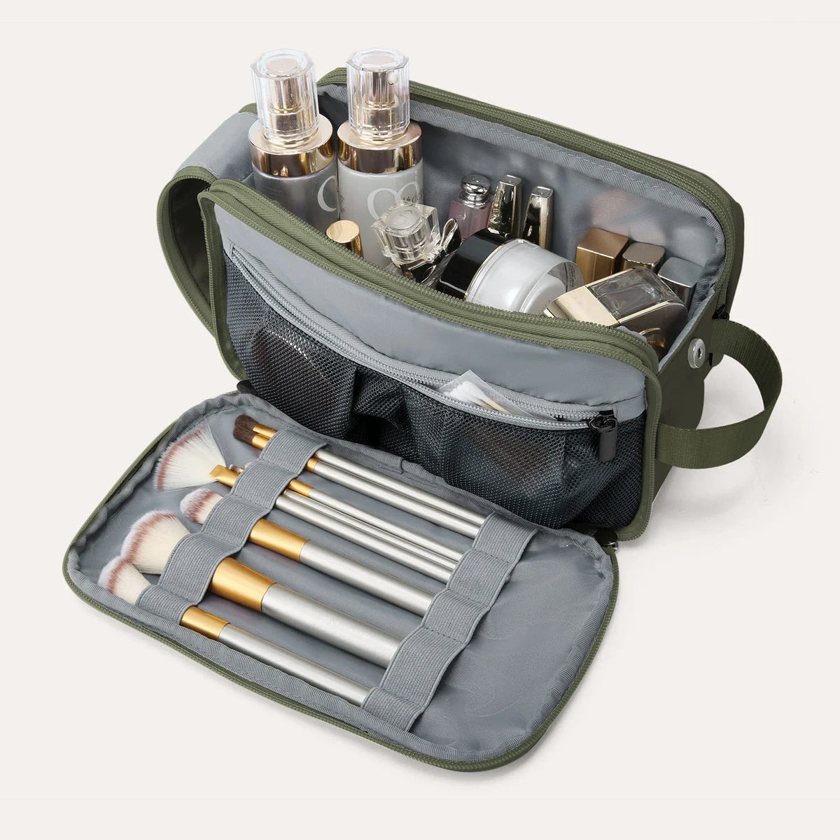 (FREE GIFT) On-road Toiletry Bag